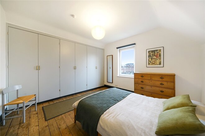 Rokesly Avenue, London, N8