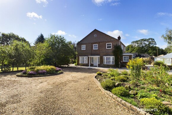 Dog Kennel Lane, Chorleywood, WD3
