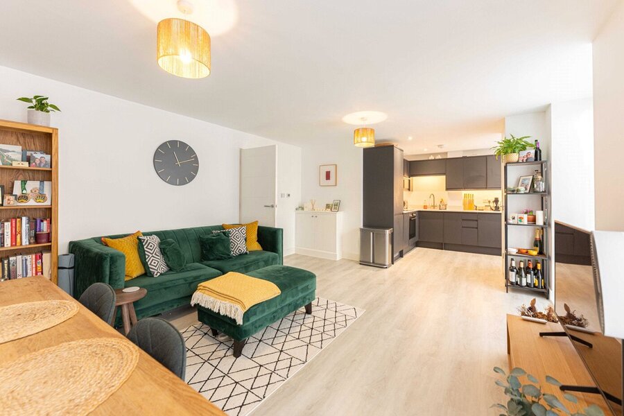 Dining To Kitchen An
