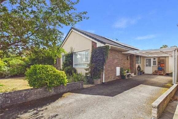 Old Rectory Gardens, Crediton, EX17