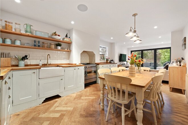 Burrows Road, London, NW10