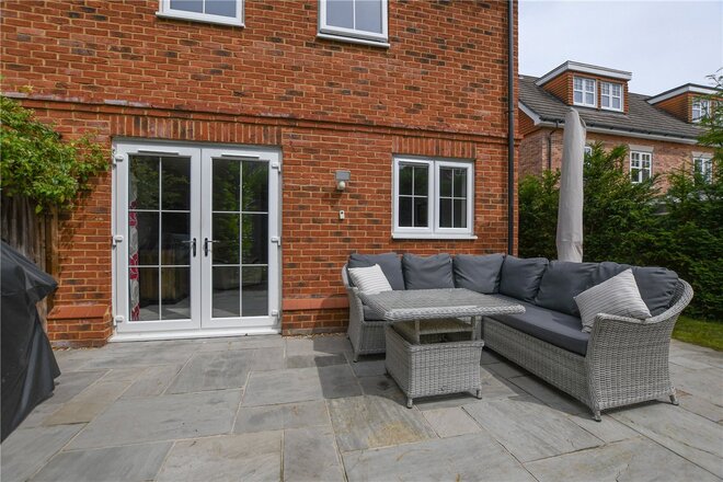 Woodfield Place, Bracknell, RG42