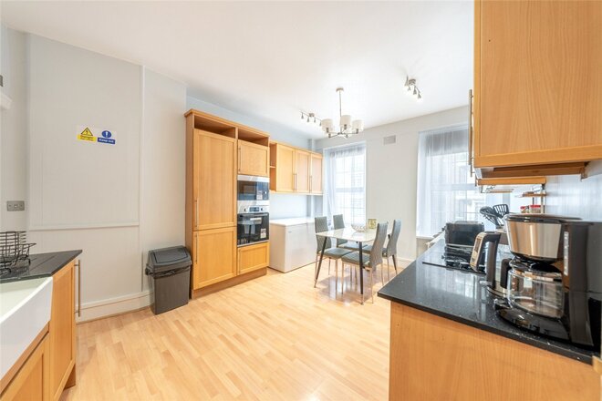 Berkeley Court, Baker Street, NW1