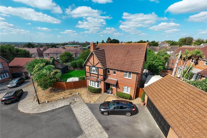 Crosier Close, Blackheath, SE3