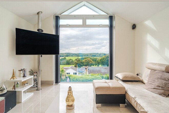 Corfe View Road, Wimborne, BH21