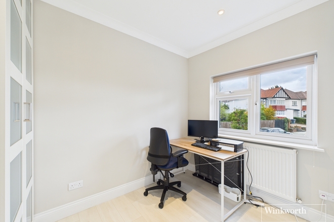 Corringham Road, Middlesex, HA9