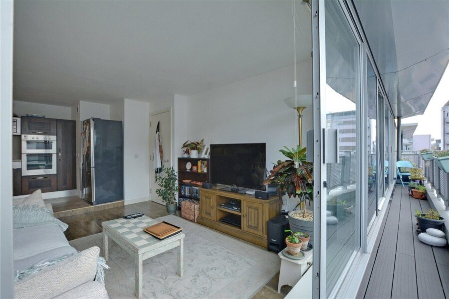 Balcony / Reception