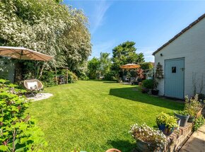 Saxon Way, Bourne, PE10