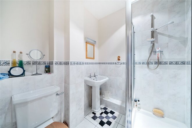 Woodland Crescent, London, SE16