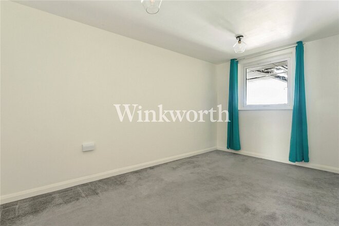 Daneland Walk, London, N17