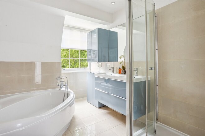 Hillside Park, Ascot, SL5