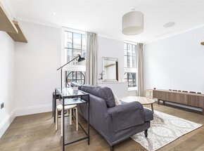 Strand, London, WC2R