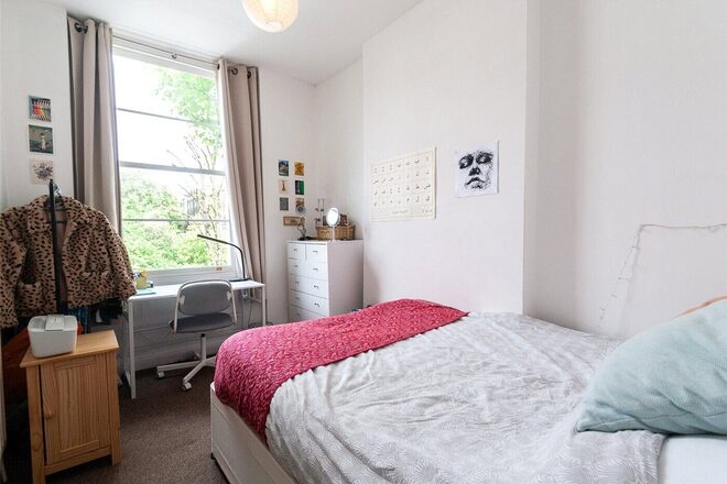 Cantelowes Road, Camden, NW1