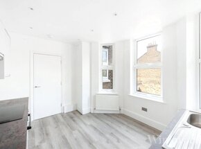 Scawen Road, London, SE8