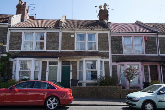 Wellington Crescent, Bristol, BS7