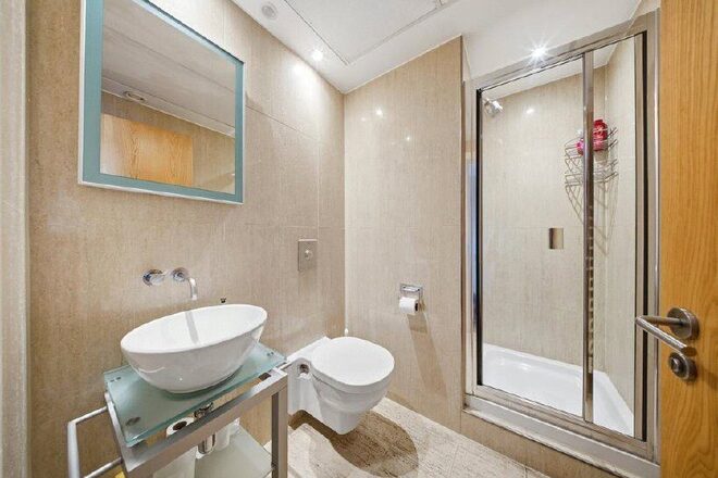 Hans Crescent, London, SW1X