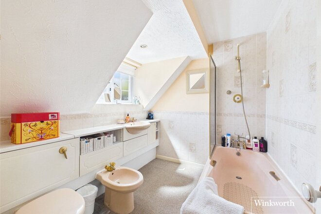 Thornbers Way, Reading, RG10