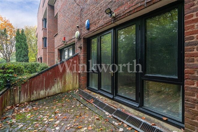 Chandos Way, London, NW11