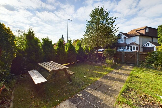 Bridge Court, Surbiton, KT5