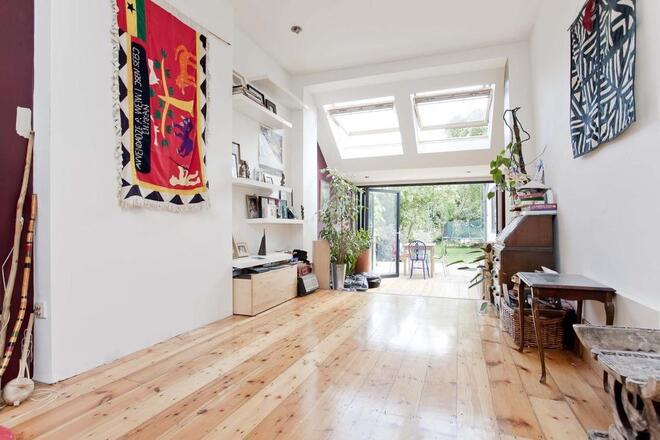 Atterbury Road, Finsbury Park, N4