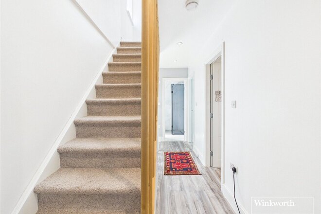 Booth Road, London, NW9