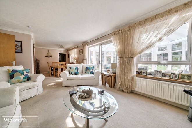 Wallis Road, Hampshire, RG21