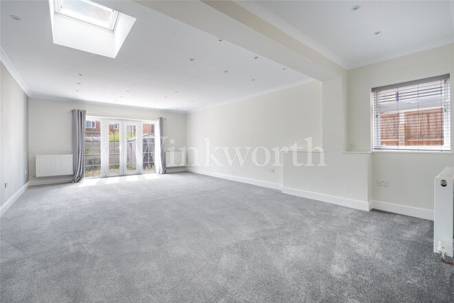 Cleveland Gardens, London, NW2