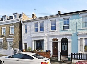 Cowper Road, London, W3