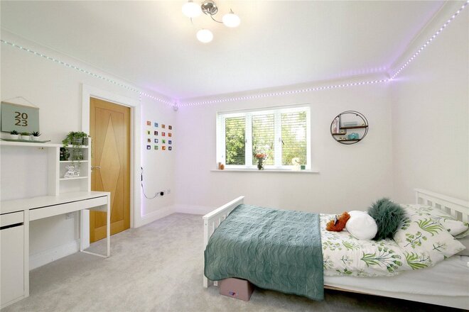 Park Grove, Beaconsfield, HP9