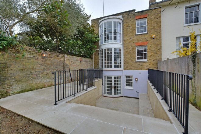Pond Road, London, SE3
