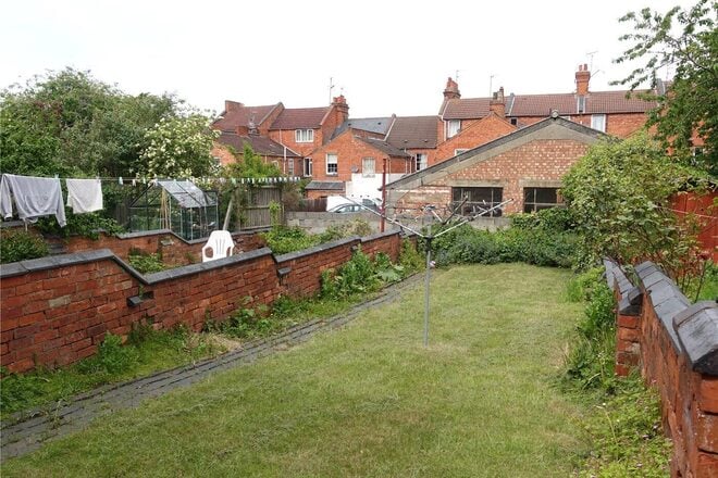 Derby Road, Northampton, NN1