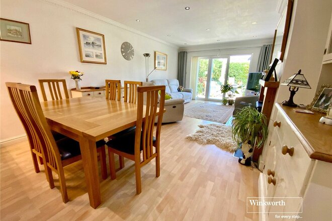 Lingwood Avenue, Dorset, BH23