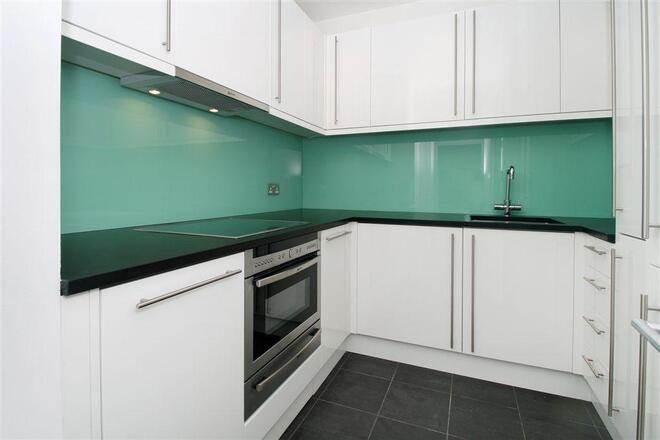 Rosebery Court, London, EC1R