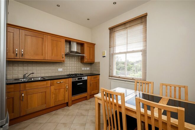 Woodgrange Avenue, London, W5