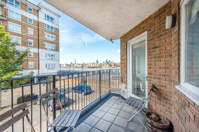 Tudor Court, London, SE16
