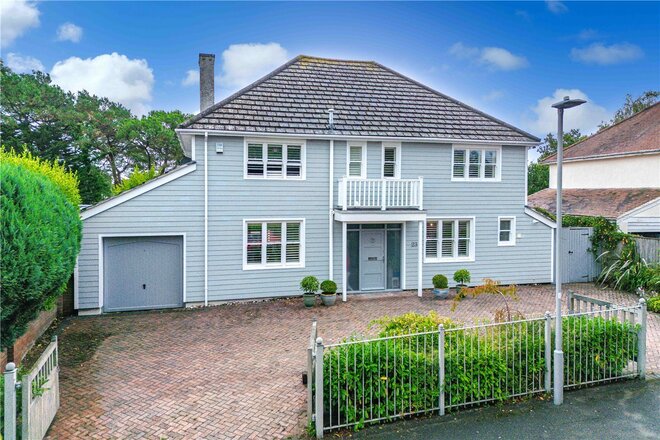 Clifton Road, Poole, BH14