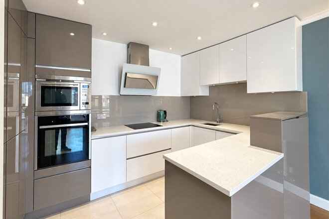 Rotherhithe Street, London, SE16