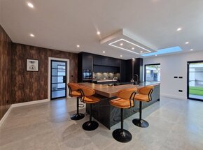 Wellington Avenue, Surrey, GU25