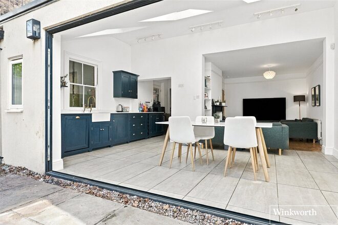 Puller Road, High Barnet, EN5