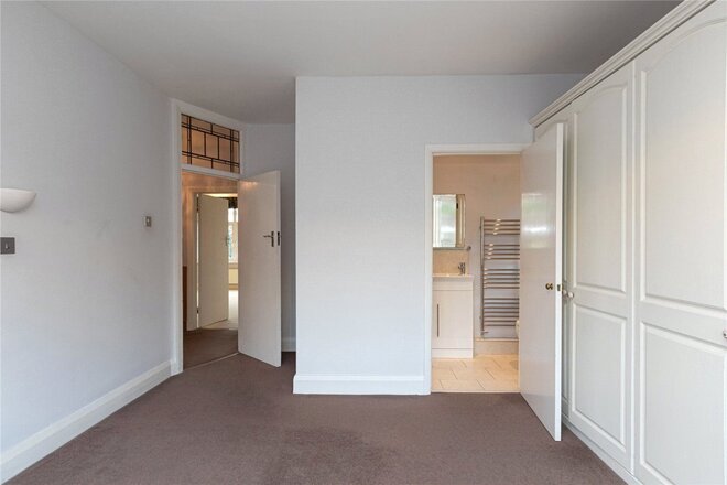 Chalkwell Avenue, Essex, SS0