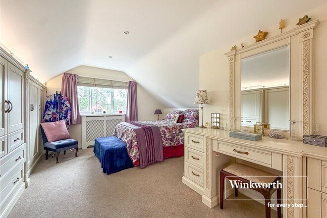 Woolsbridge Road, Ringwood, BH24