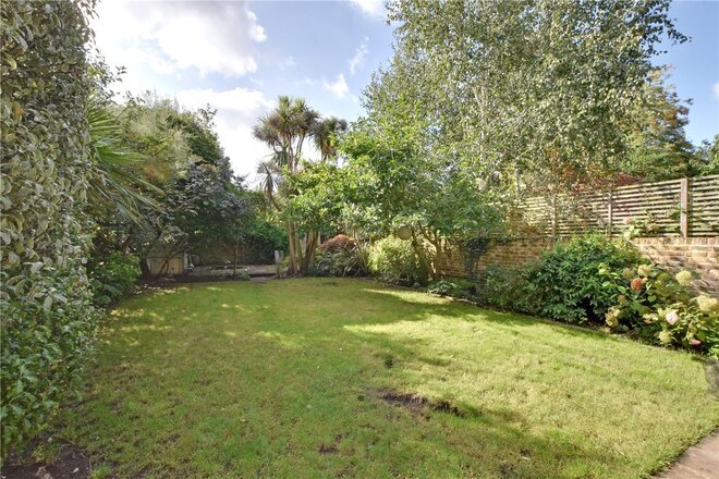 Westcombe Park Road, Blackheath, SE3