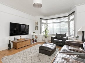 Claremont Park, London, N3