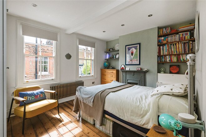 Oldhill Street, London, N16