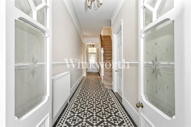 Fox Lane, London, N13