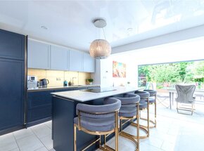 Whincroft Drive, Dorset, BH22