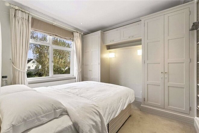 Belgrave Road, London, SW13