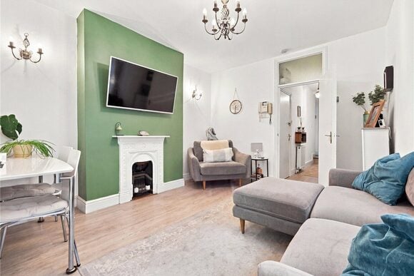 Gilbey Road, London, SW17