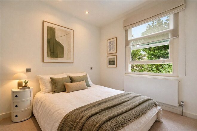Nevern Square, London, SW5
