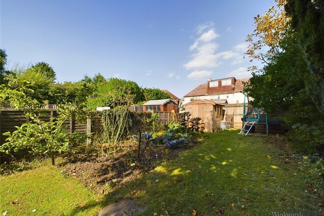 Tolworth Road, Surbiton, KT6